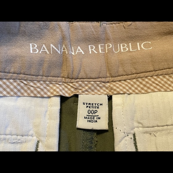 Banana Republic Weekend Short 00P - Picture 4 of 8